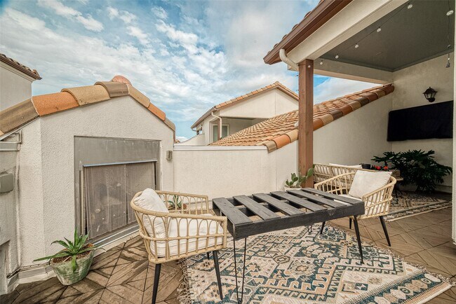 Building Photo - 5213 Feagan St