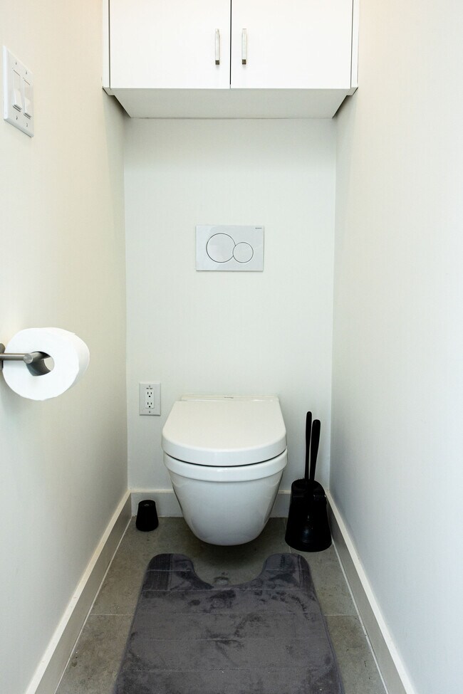 Building Photo - 507 S Park Dr