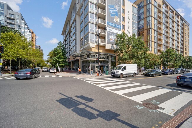 Building Photo - 48 New York Ave NW