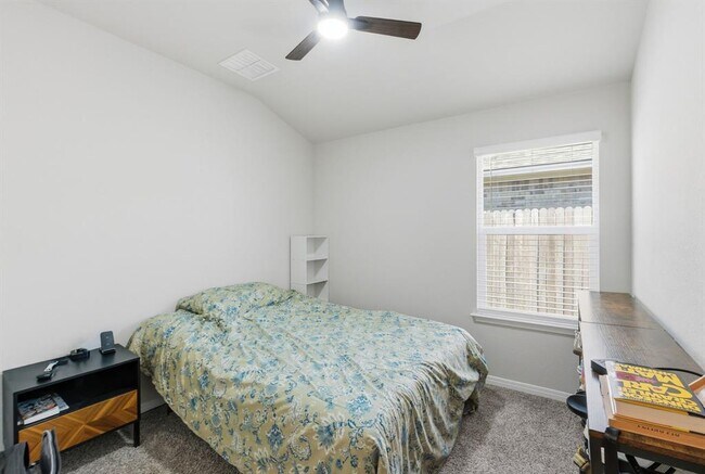 Building Photo - 17800 Fairbridge Ln