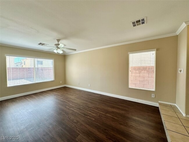 Building Photo - 7576 Jacaranda Leaf St