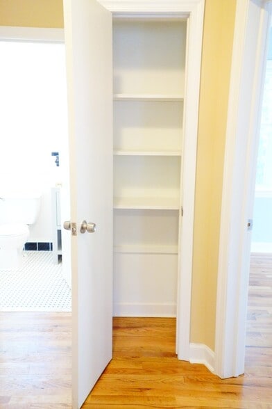 Building Photo - 311 Domer Ave