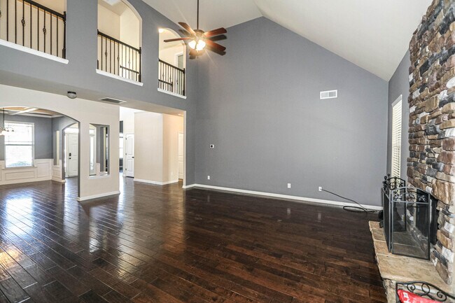 Building Photo - 1357 Highwoods Pass