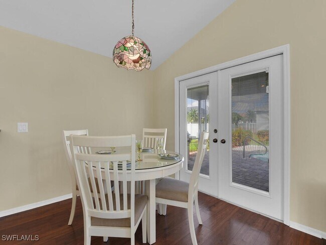 Primary Photo - 4108 SW 23rd Ave