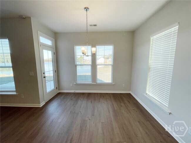 Building Photo - 750 Sessile Oak Dr