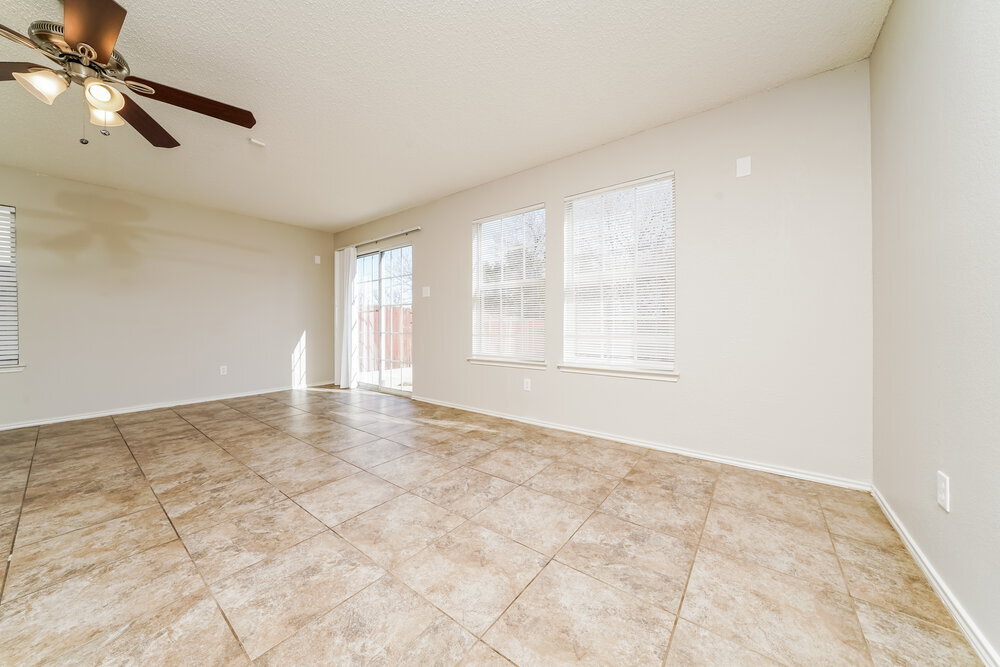 Building Photo - 1724 Red Cloud Dr