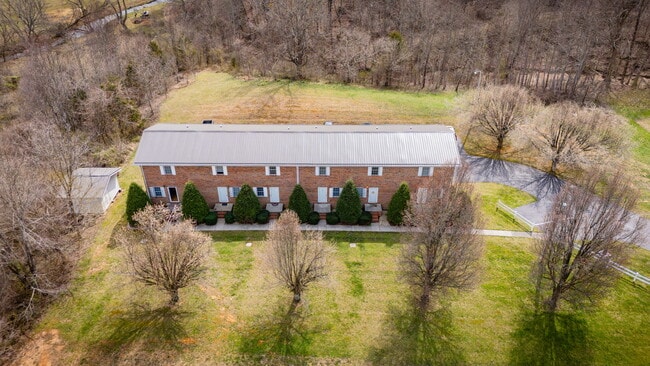 Building Photo - 118 Lori Ann Dr