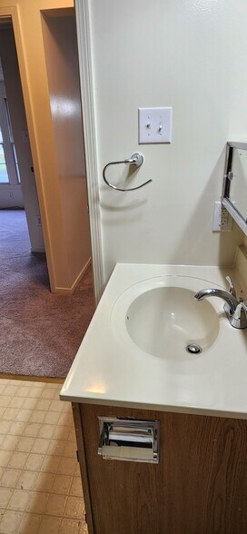 Building Photo - 226 Allison Ave