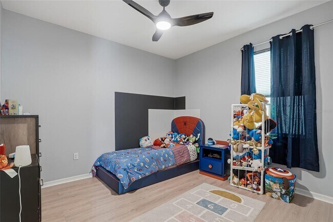 Building Photo - 3228 Living Coral Dr