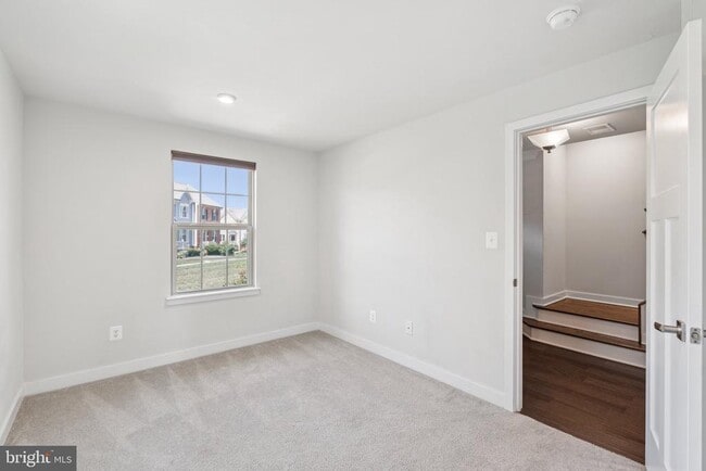 Building Photo - 2138 Hemlock Bay Rd