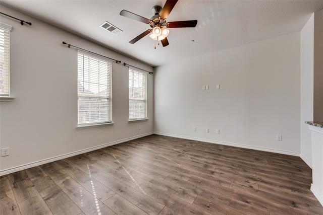 Building Photo - 2405 Siskiyou St