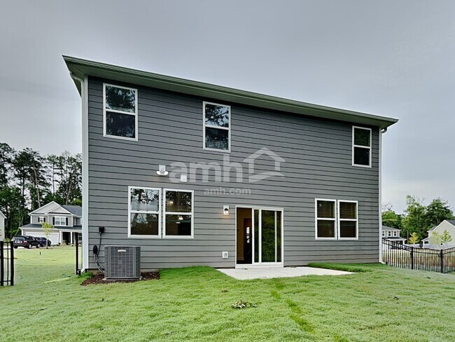 Building Photo - 605 Rivermist Dr