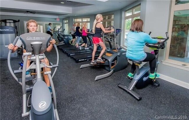 Building Photo - This Almost New Construction home, with 5 bedrooms & 4 baths