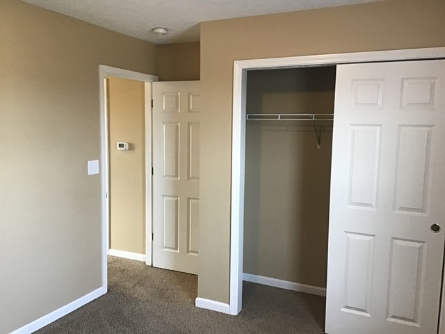 Building Photo - 942 Sheets Ct