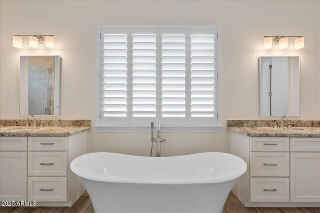 Building Photo - 3117 N 77th St