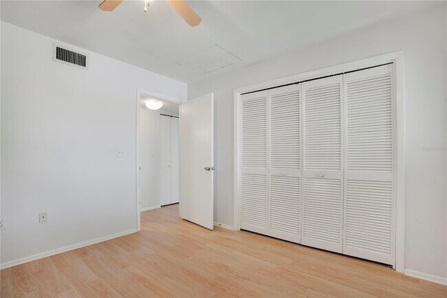 Building Photo - 2415 Bayshore Gardens Pkwy