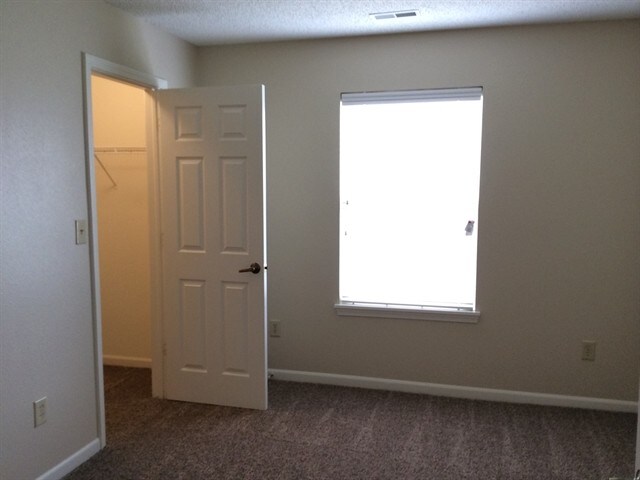 Building Photo - 10313 Cerulean Dr