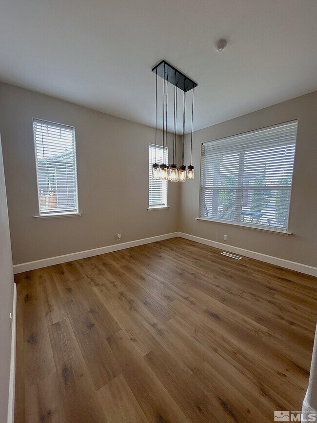 Building Photo - 3149 Gladiola Ct