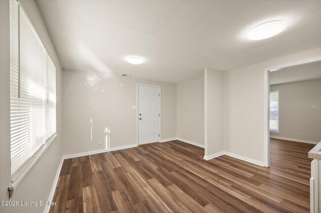 Building Photo - 5533 Ridgecrest Rd