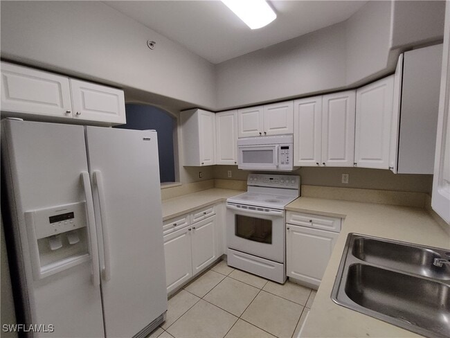 Building Photo - 4154 Castilla Circle