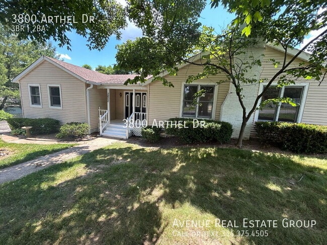 Building Photo - 3800 Arthel Dr