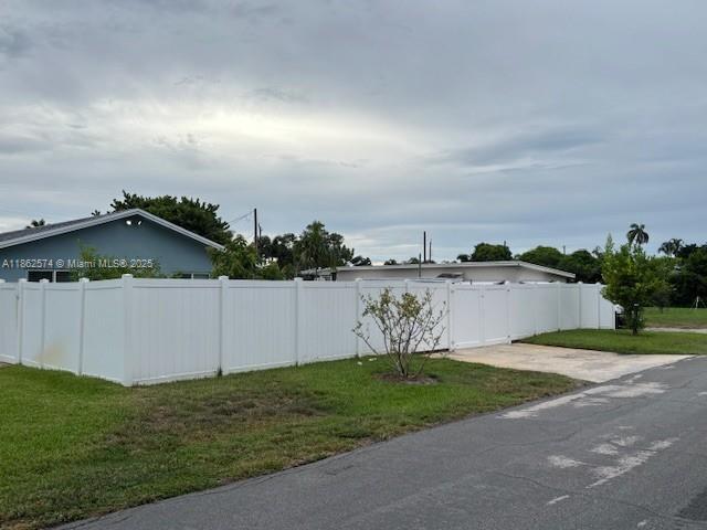 Building Photo - 903 NW 6th Ave
