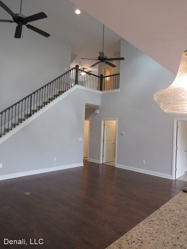 Building Photo - 3 br, 3 bath House - 222 Castle Downs Lane...