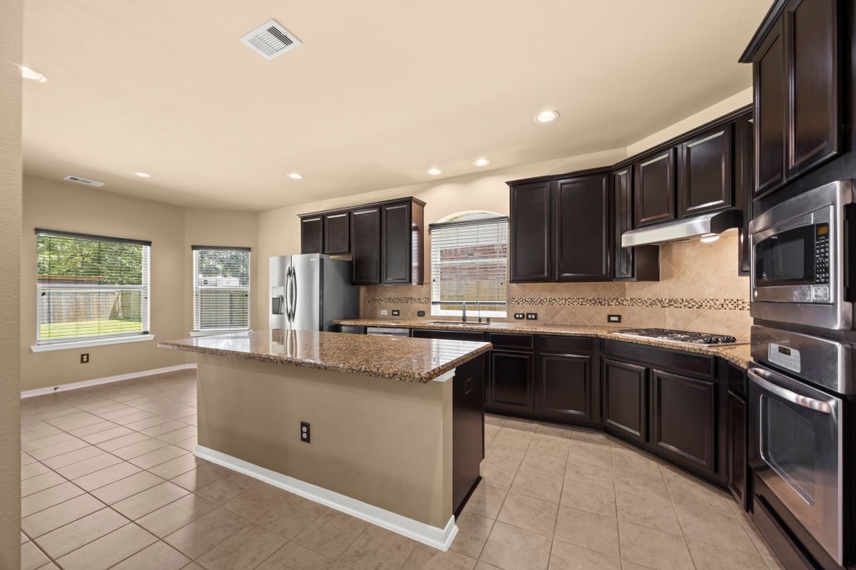 Building Photo - 13938 Sawmill Run Ln