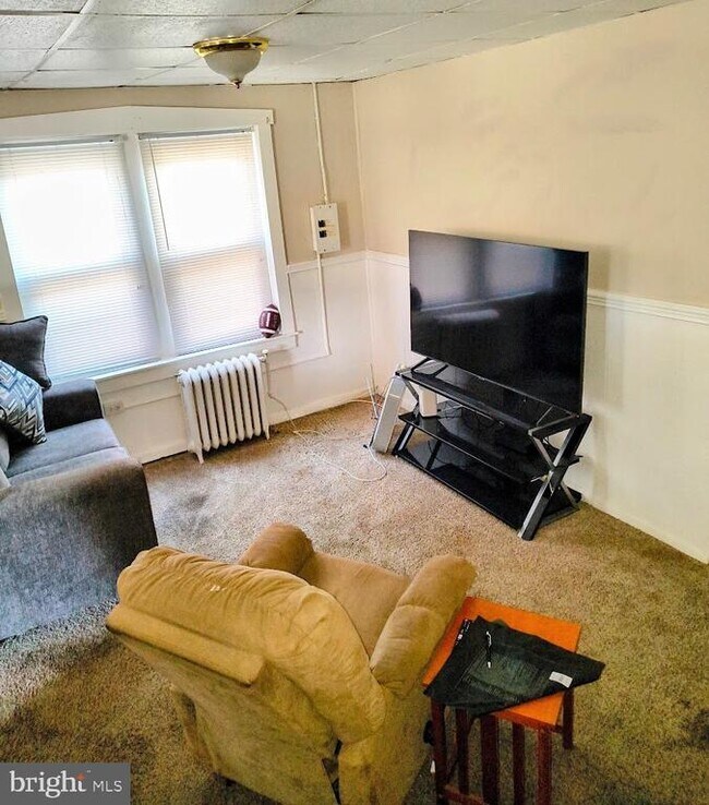 Building Photo - 301 W Evesham Rd