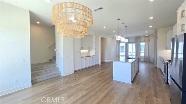 Building Photo - 2245 Skylar Pl