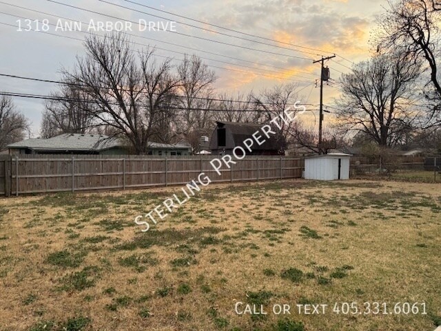 Building Photo - 1318 Ann Arbor Dr