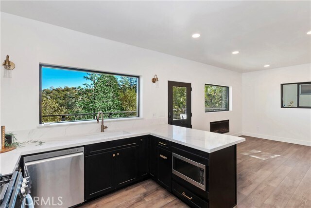 Building Photo - 1227 Klondike Dr