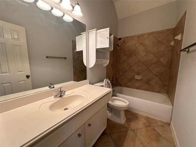 Building Photo - 5218 Pebble Bluff Ln
