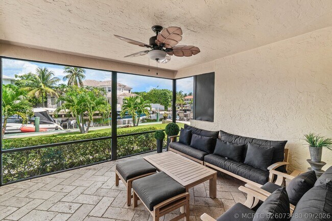 Building Photo - 1109 Bel Air Dr
