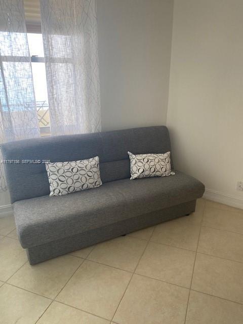 Building Photo - 3180 S Ocean Dr