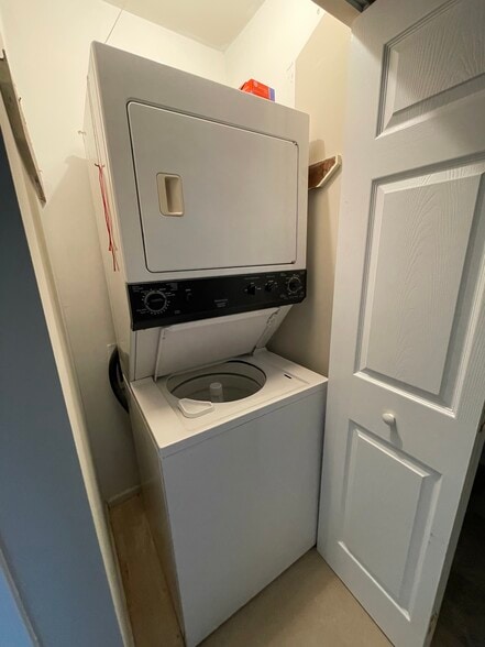 Laundry - 20D Hartwell Villas