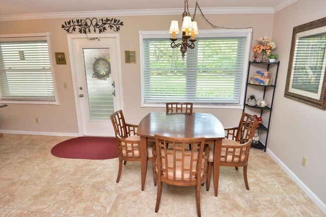 Building Photo - 1225 NW 21st St