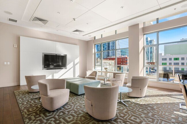 Building Photo - Sunny East Village 2-Bedroom at Alta! Smal...
