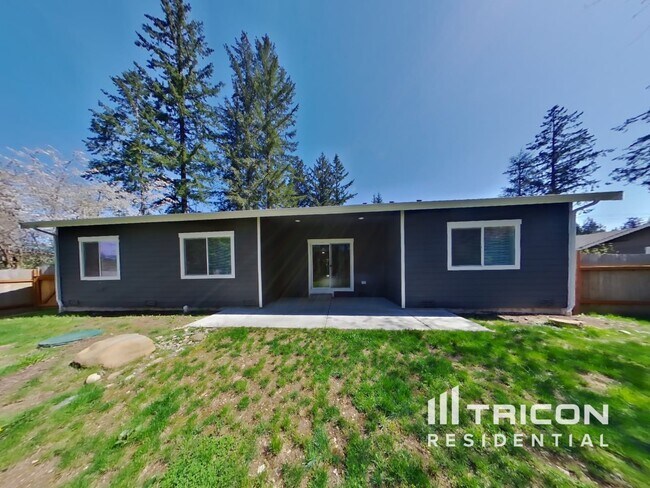 Building Photo - 5144 Victory Dr SW