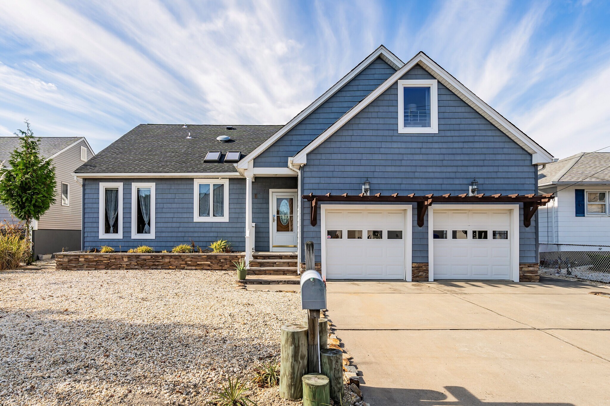 front of house - 18 Halsey Dr