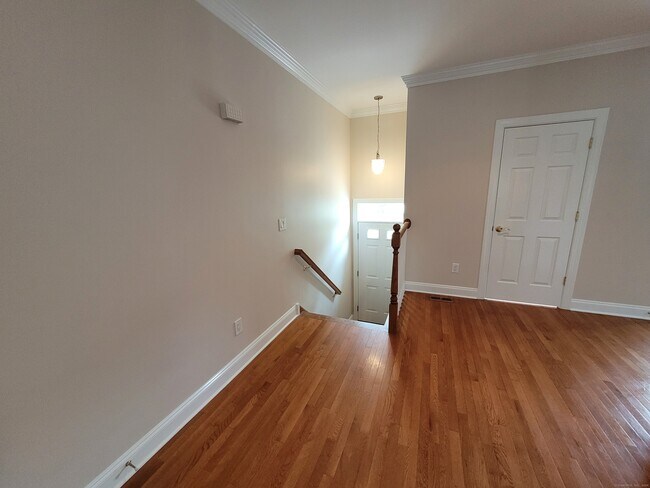 Building Photo - 48 E Hayestown Rd