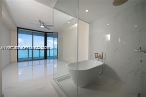 Building Photo - 711 NE 23rd Terrace