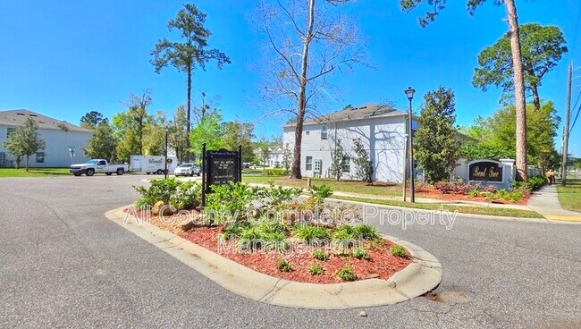 Building Photo - 734 Bent Baum Rd