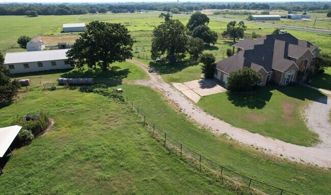 Building Photo - 5700 FM 424-