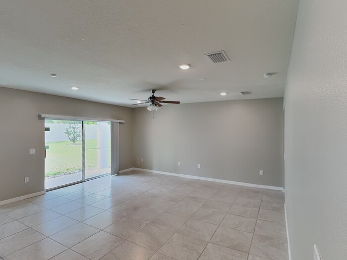 Building Photo - 837 Rivers Crossing St