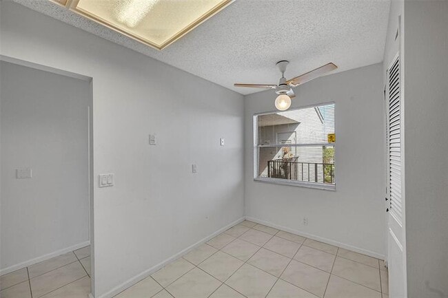 Building Photo - 14773 Cumberland Dr