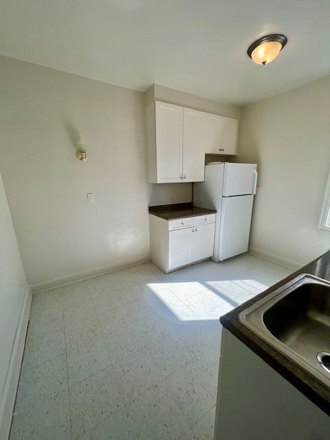 Building Photo - 1 Larchmont Acres