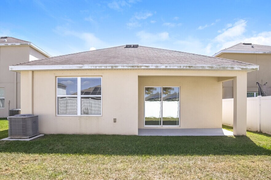 Building Photo - 10220 Mangrove Well Rd