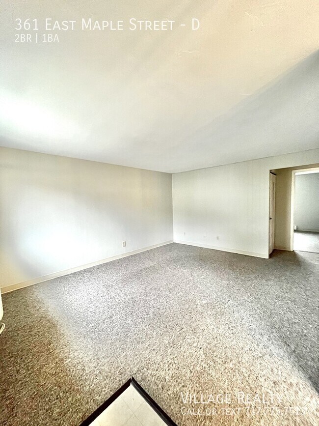 Building Photo - 361 E Maple St