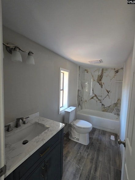 Building Photo - 105 Woodland Dr